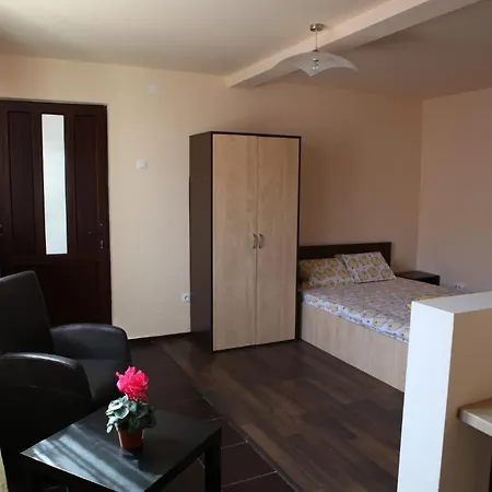 Titulescu * Bucharest